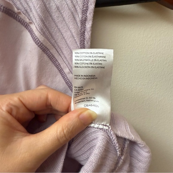 BDG Cropped Sleeveless Top - Picture 8 of 11